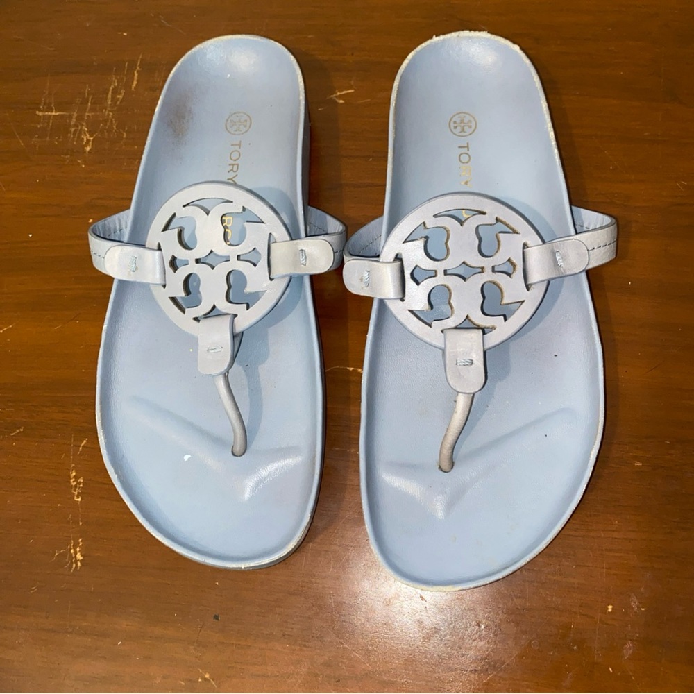 Tory Burch Miller Cloud Blue Gray Sandals with Cutout Logo Design Size 7 1/2 - Picture 2 of 10